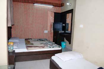 Hotel Radha Krishan, New Delhi 5